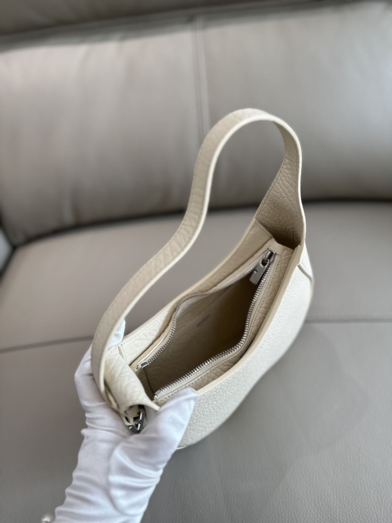 Bv*b*rry hobo bags